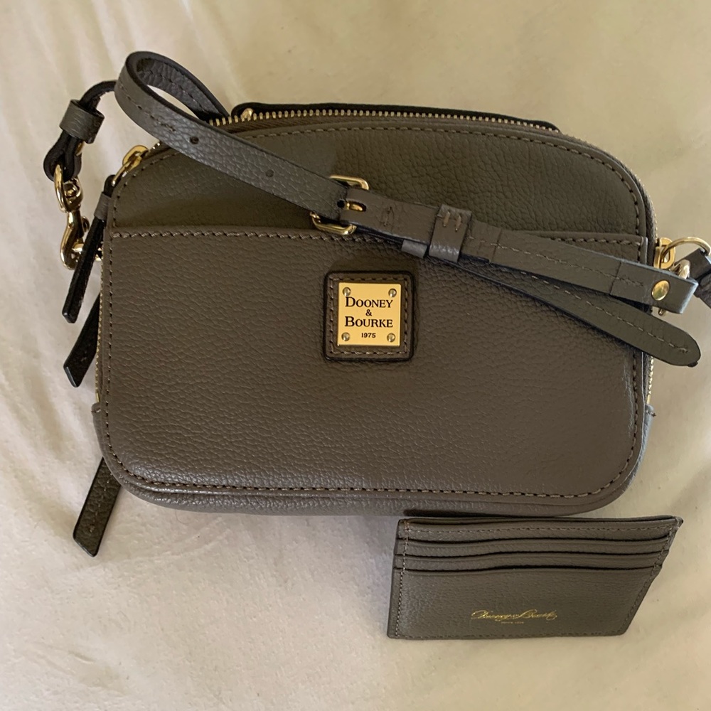Dooney and Bourke Belvedere Ambler